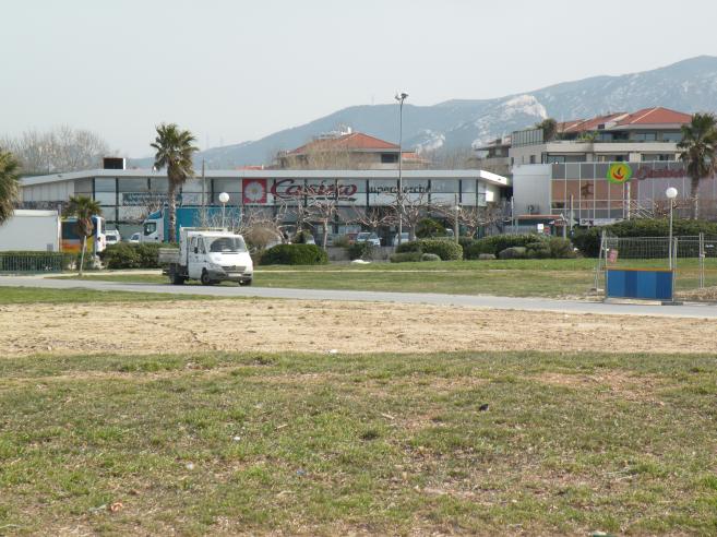  supermarché et cafétéria Casino